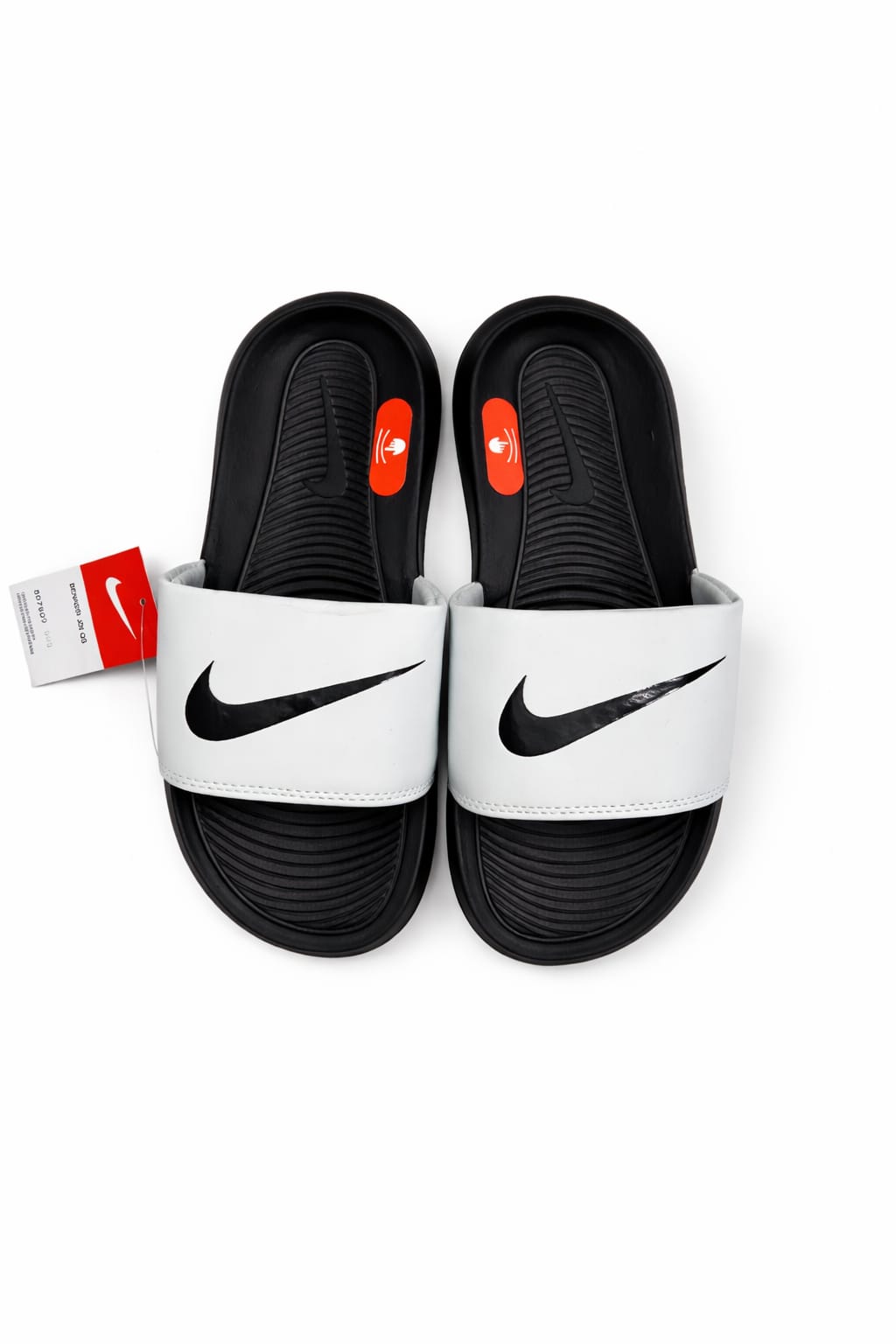chleka Nike logo - Image 4