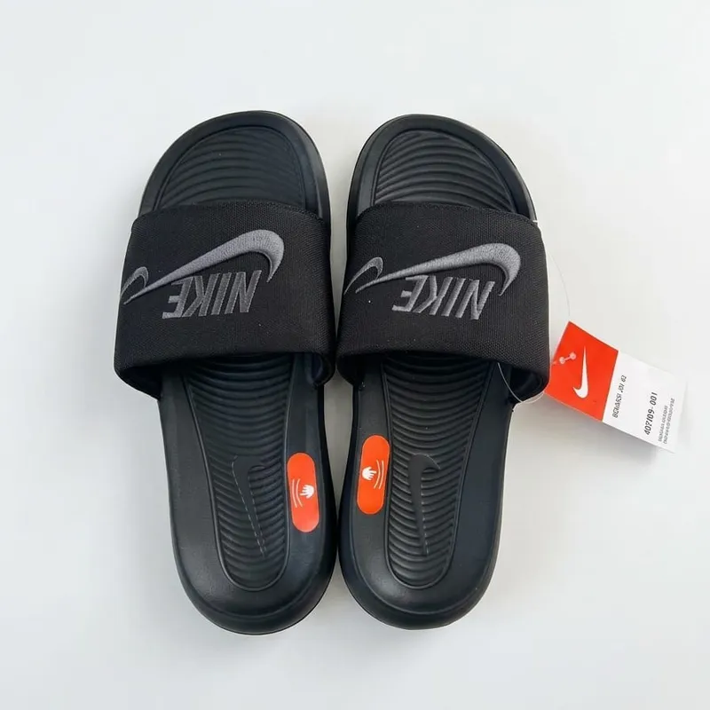 chlaka nike